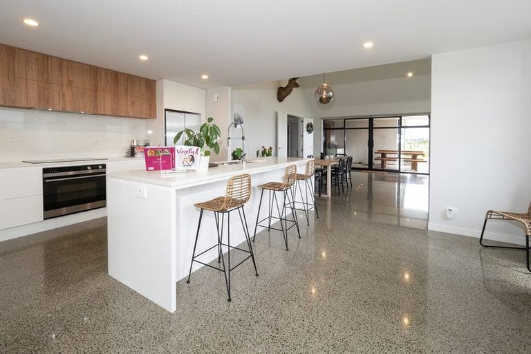 Photo of property in 15 Lake View Terrace, Huntingdon, Ashburton, 7774