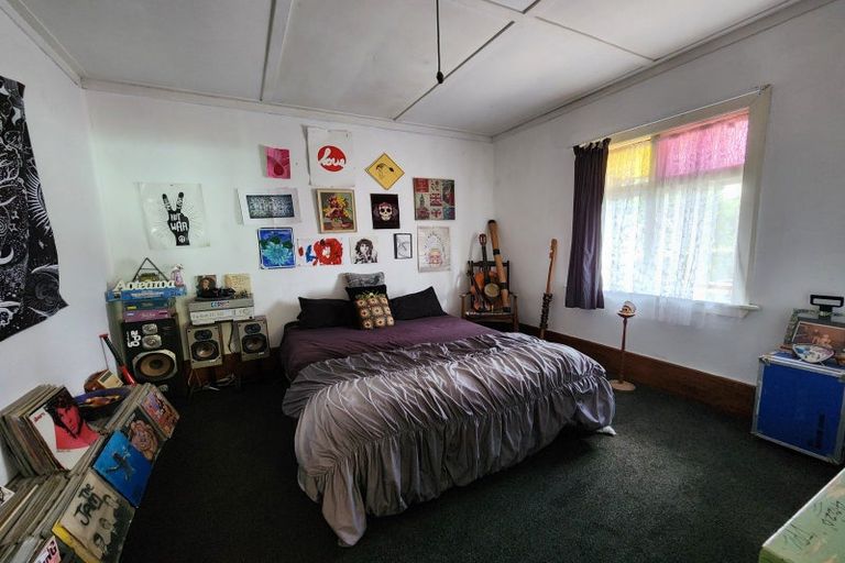 Photo of property in 20 Clifford Street, Blackball, 7804