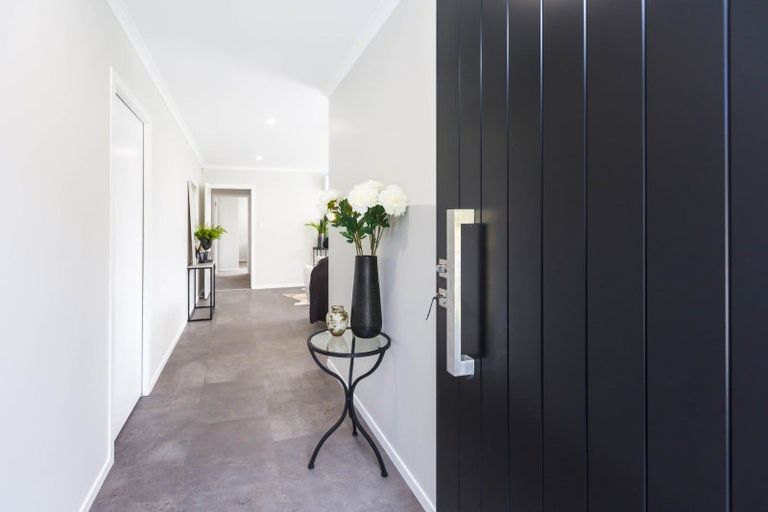 Photo of property in 22 Fenwick Crescent, Wallaceville, Upper Hutt, 5018