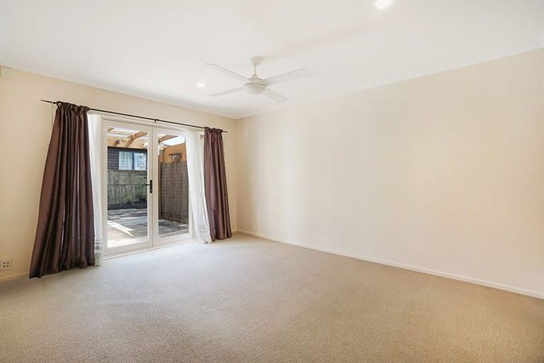Photo of property in 33a Baird Street, Howick, Auckland, 2014