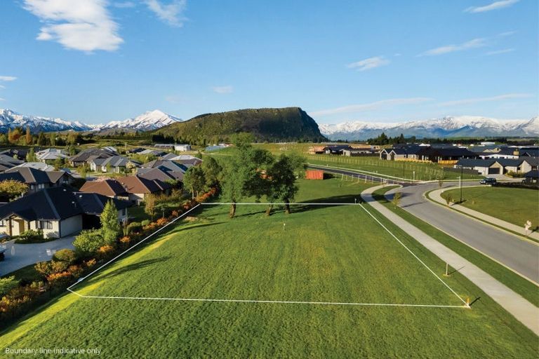 Photo of property in 31 Avalon Station Drive, Wanaka, 9305