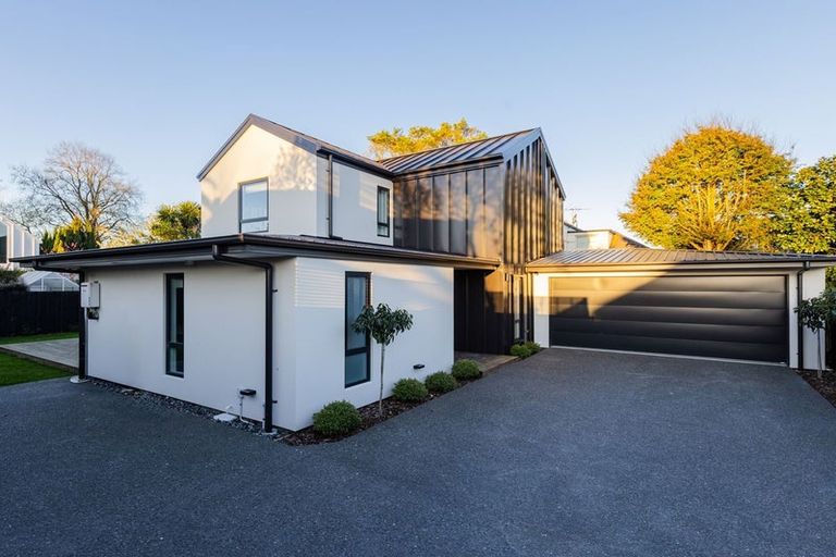 Photo of property in 4/146 Straven Road, Fendalton, Christchurch, 8014