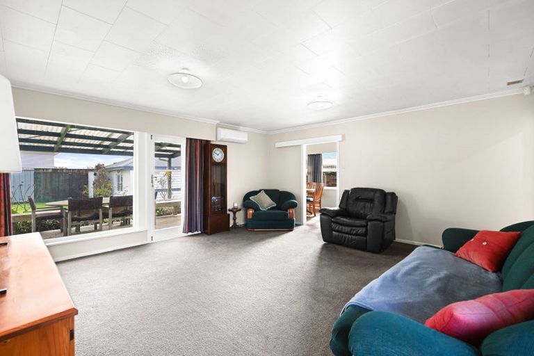 Photo of property in 69 Resthill Crescent, Glenview, Hamilton, 3206