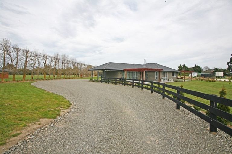 Photo of property in 17 Landsborough Drive, Darfield, 7571