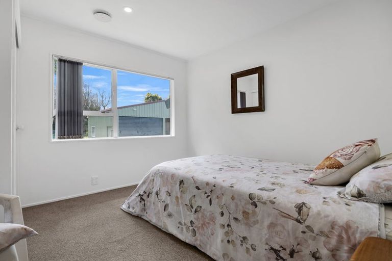 Photo of property in 53a Kitchener Road, Waiuku, 2123