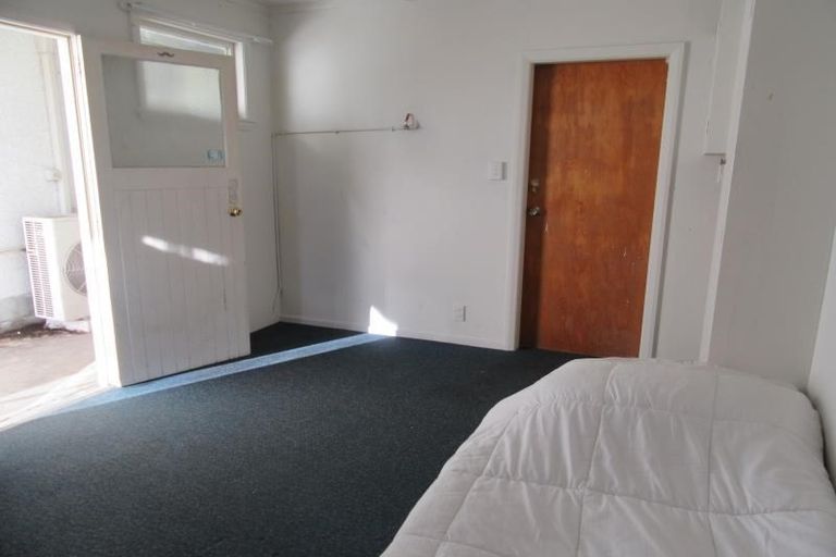 Photo of property in 6 Clonbern Place, Upper Riccarton, Christchurch, 8041