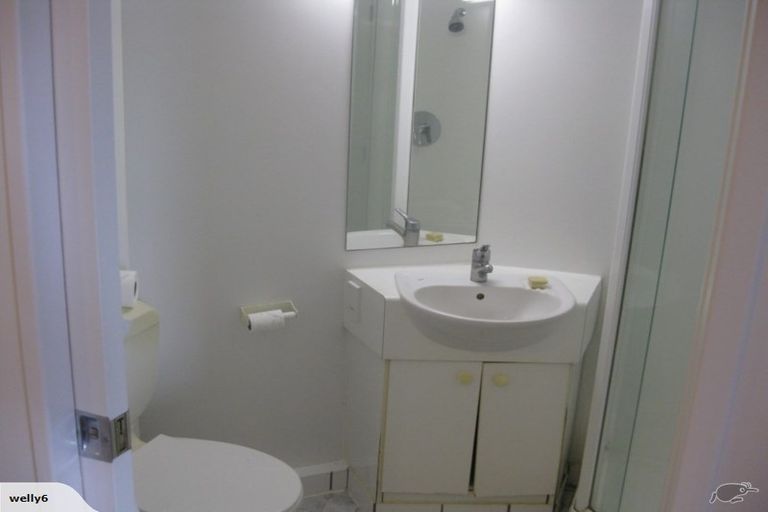 Photo of property in Terrace Tower Apartments, 8c/126 The Terrace, Wellington Central, Wellington, 6011