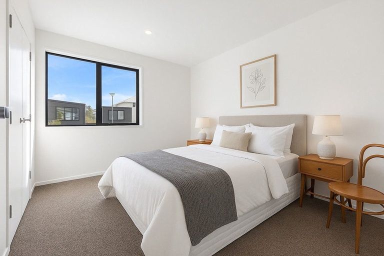 Photo of property in 1/478 West Coast Road, Glen Eden, Auckland, 0602