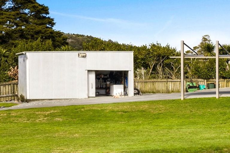 Photo of property in 37 Day Road, Wellsford, 0974