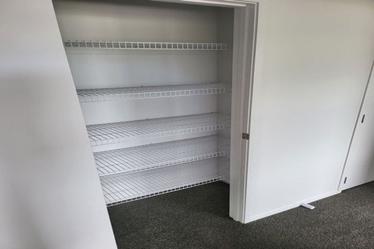 Photo of property in 6 Kohekohe Drive, Owhata, Rotorua, 3010