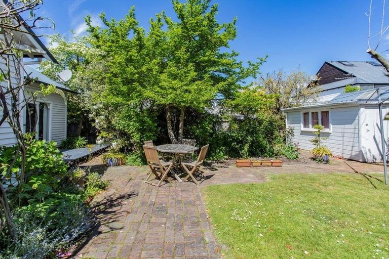 Photo of property in 11 Clissold Street, Merivale, Christchurch, 8014