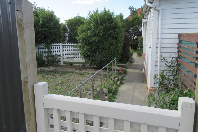 Photo of property in 16 Harris Street, Waimate, 7924