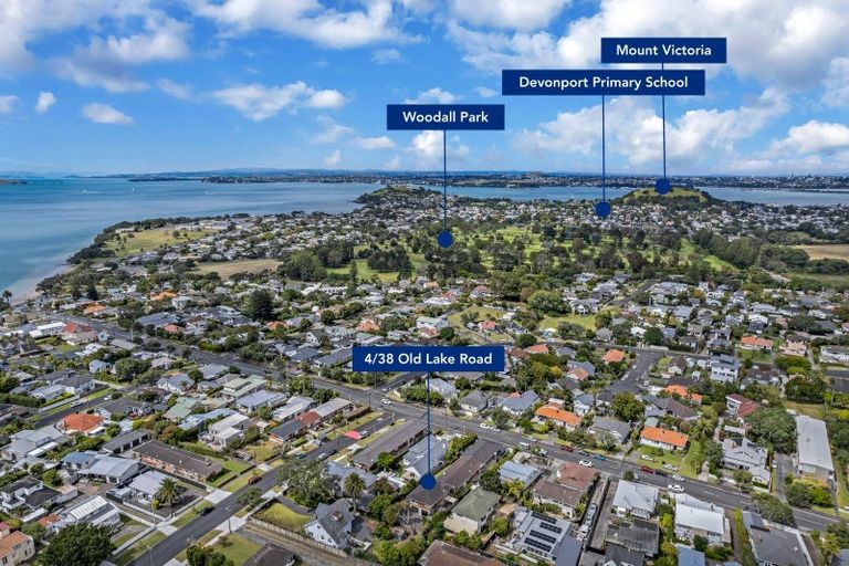 Photo of property in 4/38 Old Lake Road, Narrow Neck, Auckland, 0624