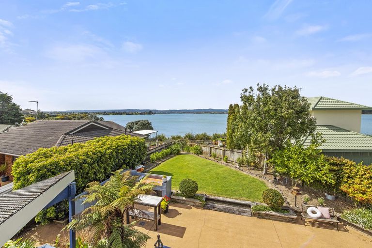 Photo of property in 36 Carnoustie Drive, Wattle Downs, Auckland, 2103