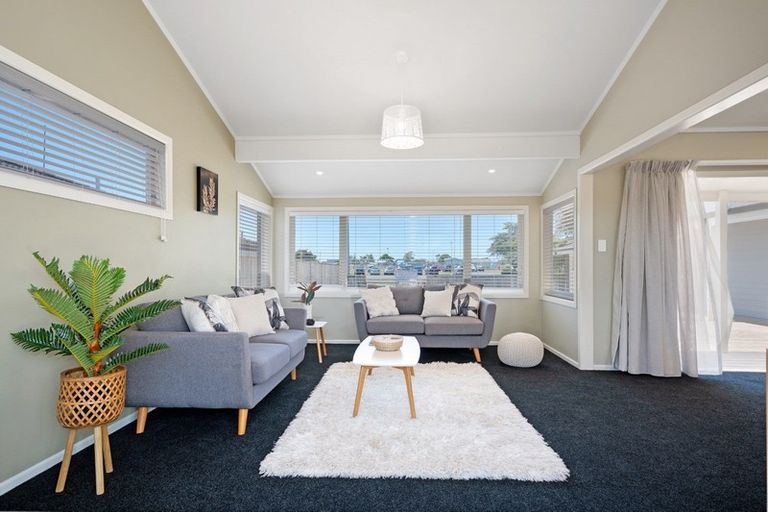 Photo of property in 16 Gloucester Road, Mount Maunganui, 3116