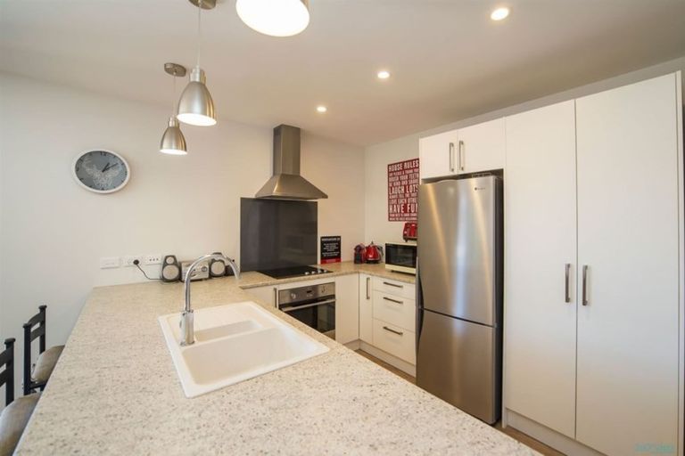 Photo of property in 17 Myles Way, Lower Shotover, Queenstown, 9304