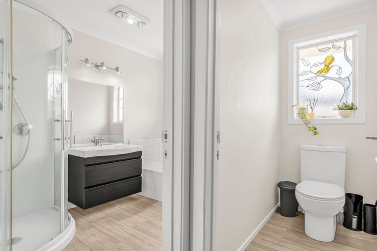 Photo of property in 21 Matipo Place, Edgecumbe, 3120