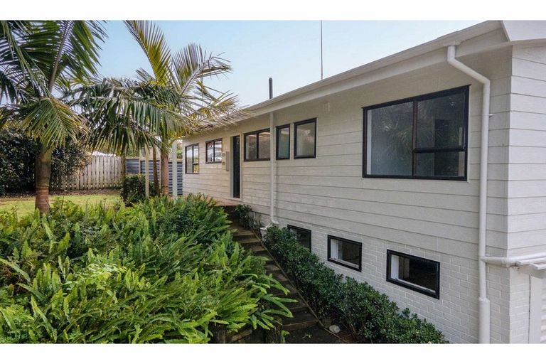 Photo of property in 6a Hawkings Crescent, Kerikeri, 0230