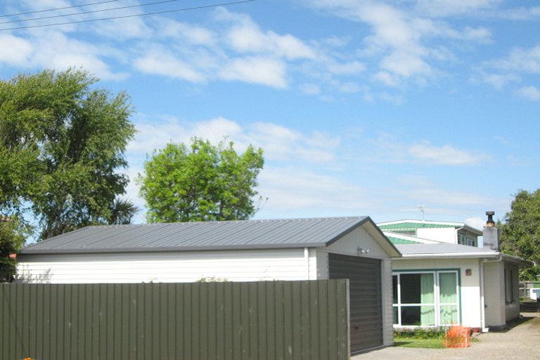 Photo of property in 9 Swindells Road, Waikuku Beach, 7473