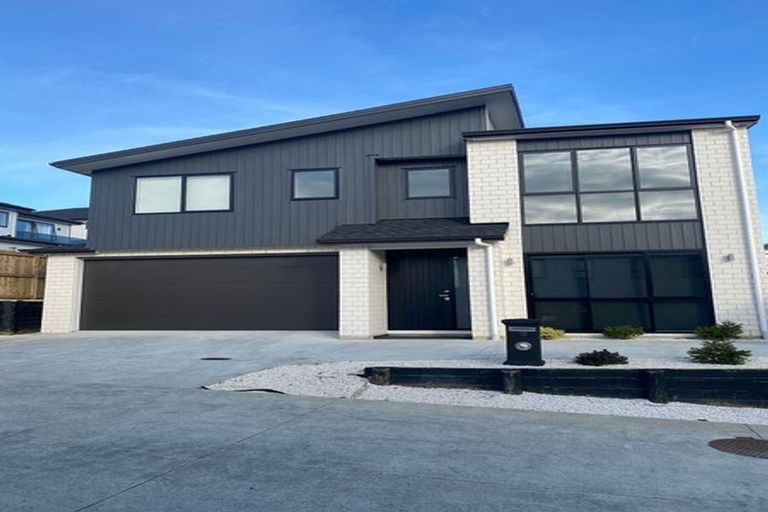 Photo of property in 19 Meadowridge Drive, Flat Bush, Auckland, 2019