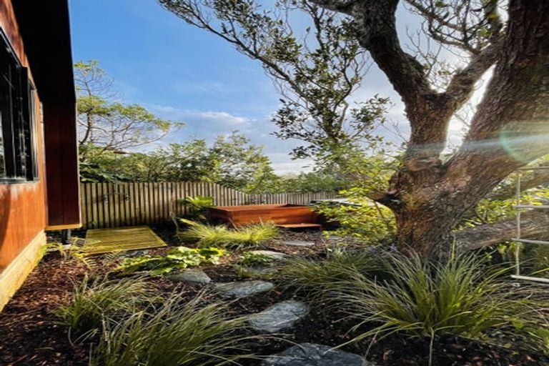 Photo of property in 12 View Road, Houghton Bay, Wellington, 6023