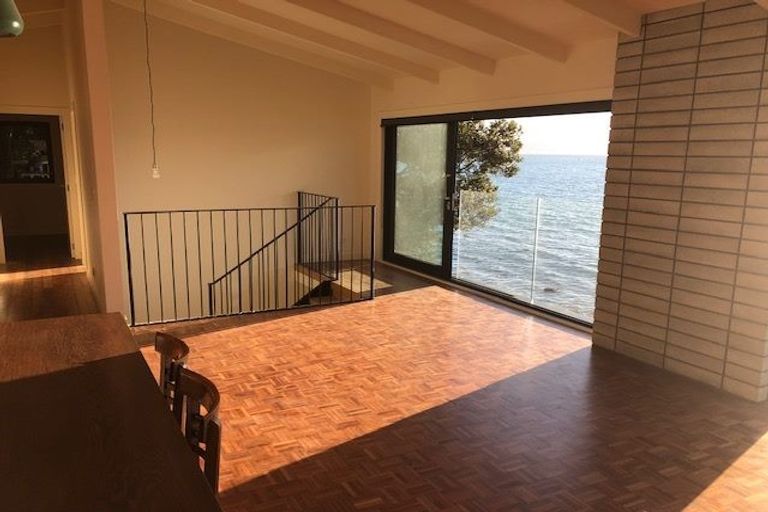 Photo of property in 725 Marine Drive, Eastbourne, Lower Hutt, 5013