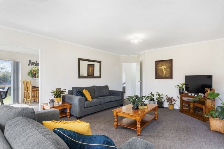 Photo of property in 4 Dalton Drive, Papamoa Beach, Papamoa, 3118