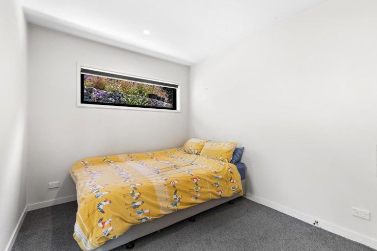 Photo of property in 45 Dart Place, Fernhill, Queenstown, 9300