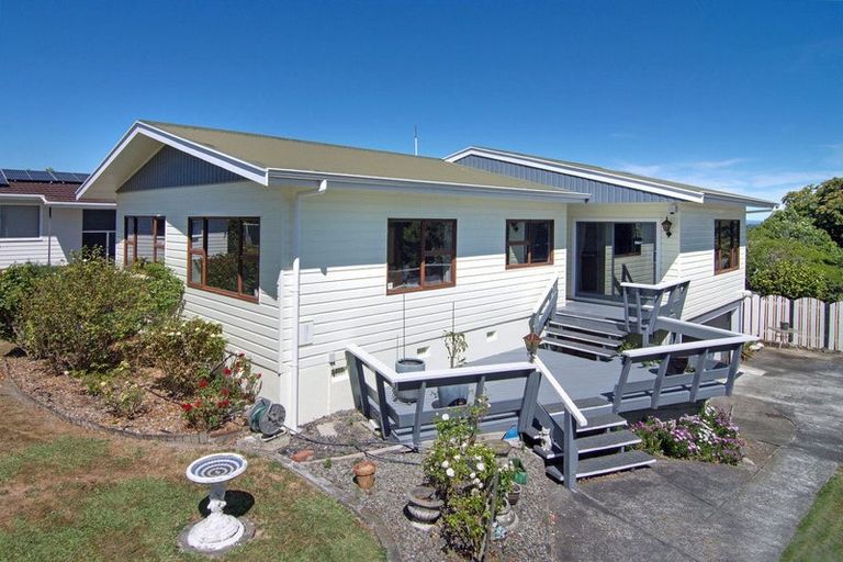 Photo of property in 29 Puriri Crescent, Lansdowne, Masterton, 5810