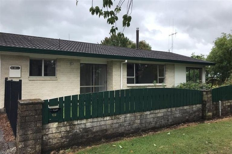Photo of property in 102 Wordsworth Street, Leamington, Cambridge, 3432