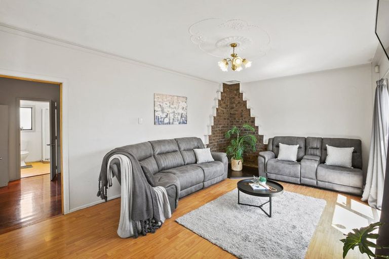 Photo of property in 143 Ngamotu Road, Spotswood, New Plymouth, 4310