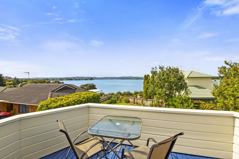 Photo of property in 36 Carnoustie Drive, Wattle Downs, Auckland, 2103