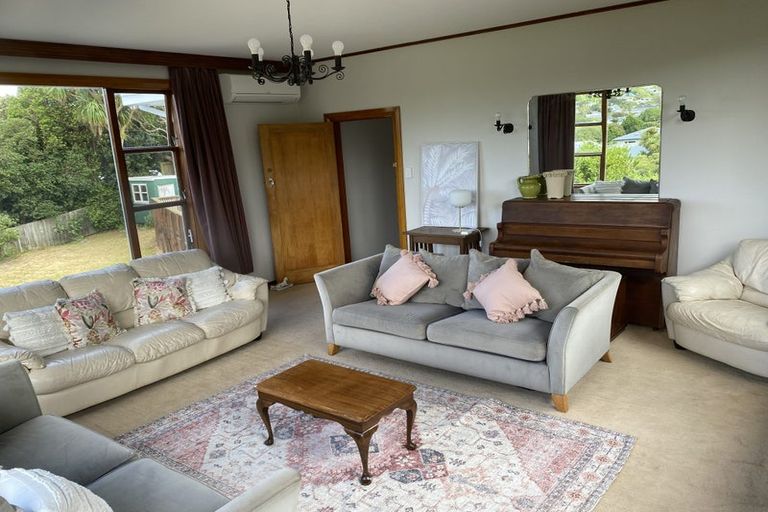 Photo of property in 4 Ngaio Gorge Road, Ngaio, Wellington, 6035