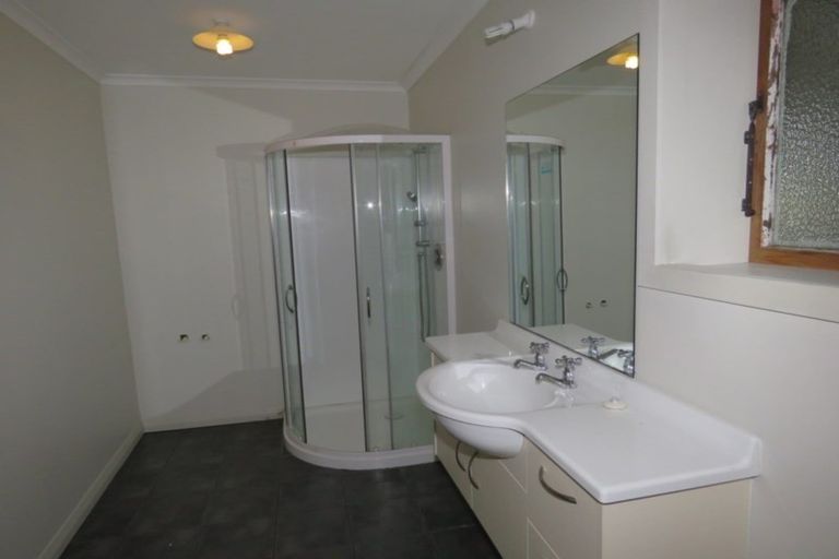 Photo of property in 34 Wakefield Street, Westport, 7825