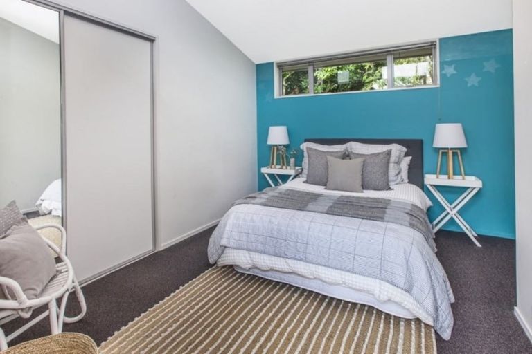 Photo of property in 6 Ombersley Terrace, Opawa, Christchurch, 8023