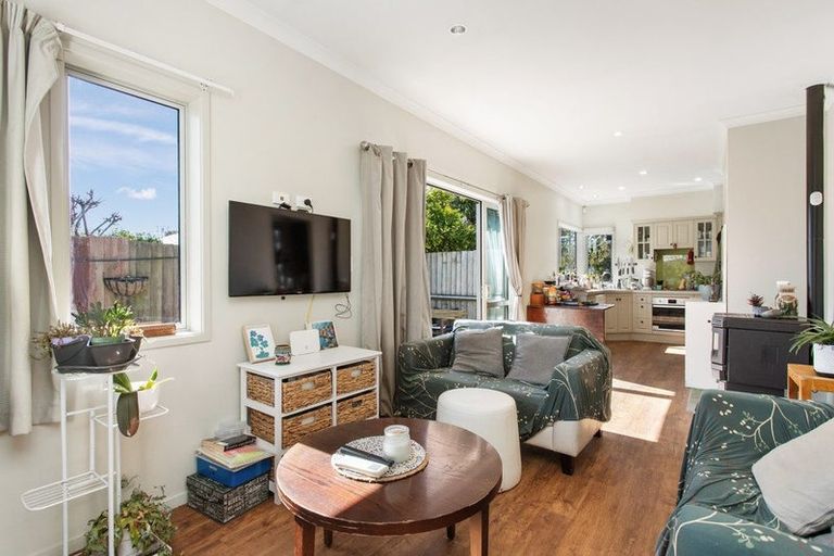 Photo of property in 41 Ngarimu Street, Avonside, Christchurch, 8061