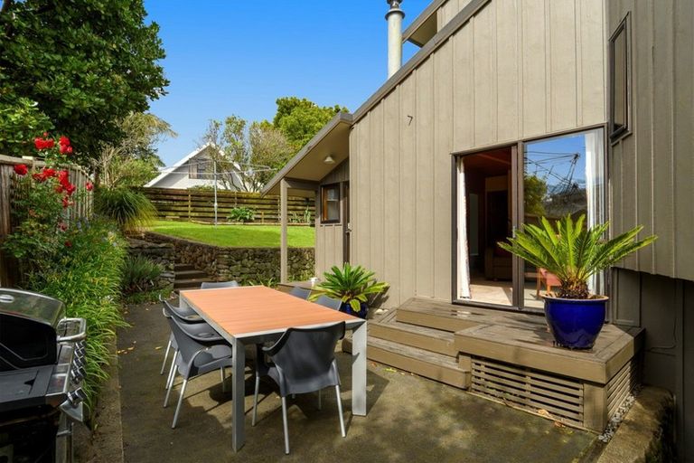 Photo of property in 14 Holmburn Street, Welcome Bay, Tauranga, 3112