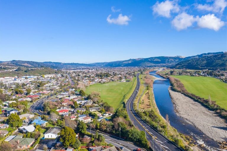 Photo of property in 5a Mangaroa Hill Road, Clouston Park, Upper Hutt, 5018