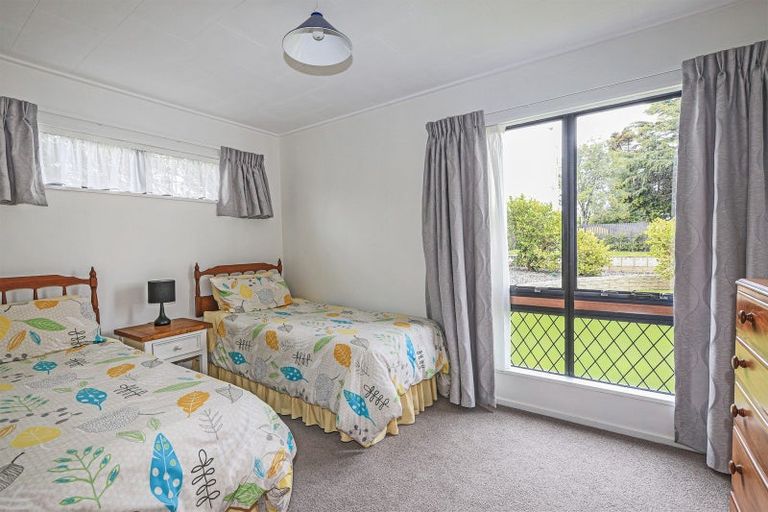 Photo of property in 24 Saint Hill Lane, Havelock North, 4130