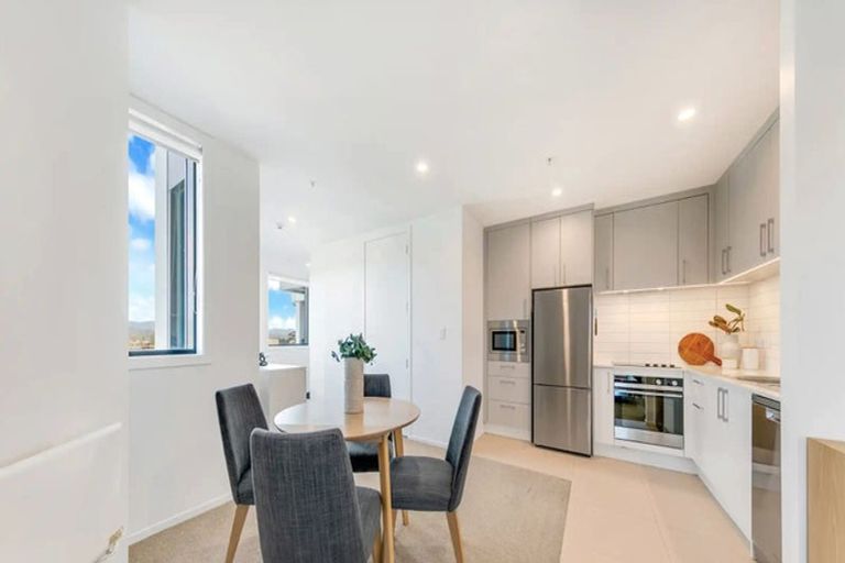 Photo of property in 105/6 Waikumete Road, Glen Eden, Auckland, 0602