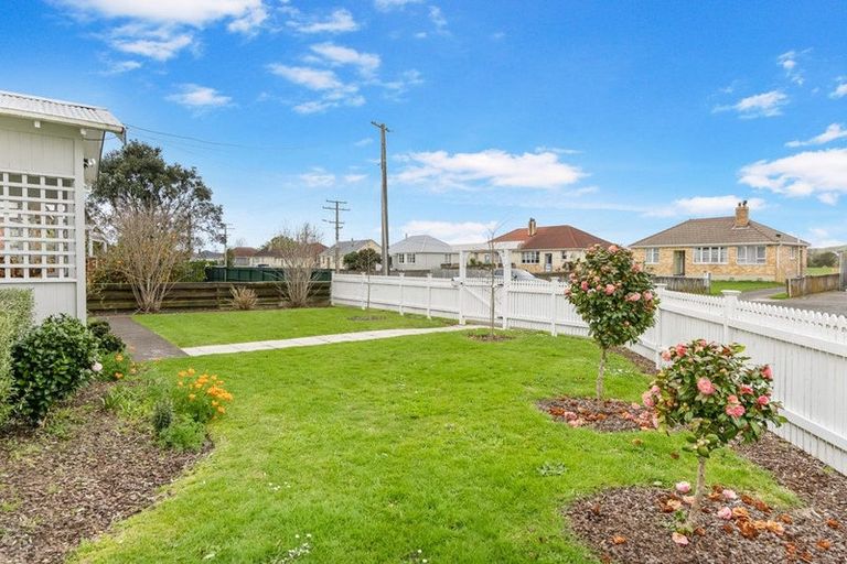 Photo of property in 17 Harris Street, Huntly, 3700