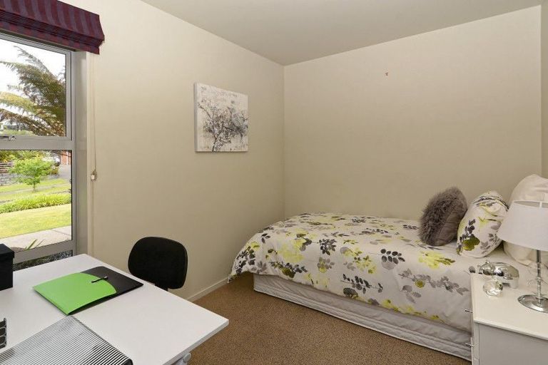 Photo of property in 2 Millennium Heights, Flagstaff, Hamilton, 3210