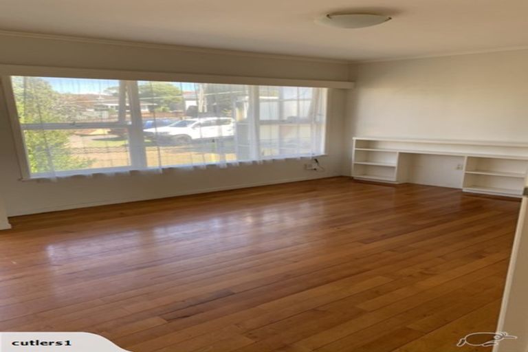 Photo of property in 2/44 Lake Road, Narrow Neck, Auckland, 0624