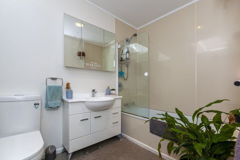 Photo of property in 109a Rosetta Road, Raumati South, Paraparaumu, 5032