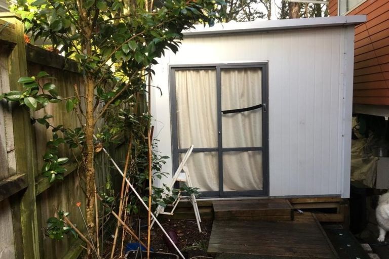 Photo of property in 53 Lawrence Crescent, Hillpark, Auckland, 2102