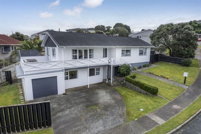 Photo of property in 3 Findhorn Place, Papakowhai, Porirua, 5024
