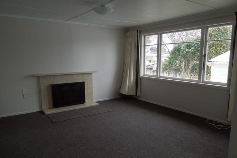 Photo of property in 5a Queen Road, Bellevue, Tauranga, 3110