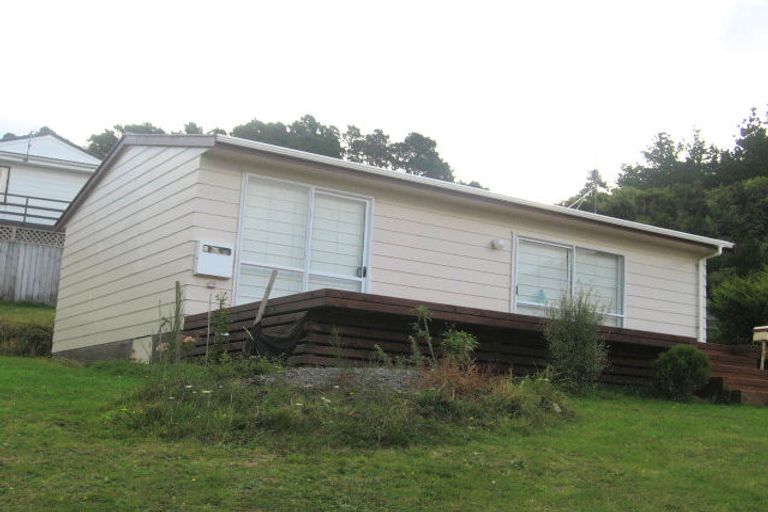 Photo of property in 109 Percy Dyett Drive, Karori, Wellington, 6012