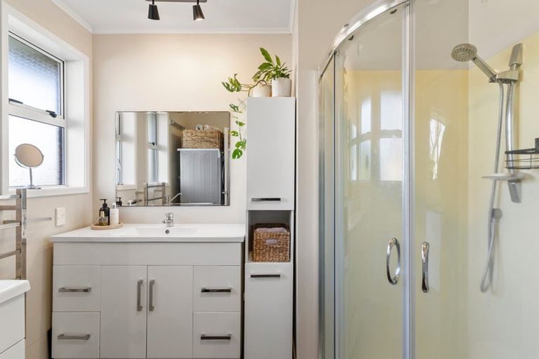 Photo of property in 1/53 Pakuranga Road, Pakuranga, Auckland, 2010