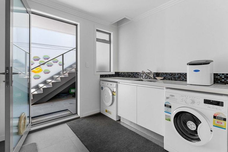 Photo of property in 93 Ninth Avenue, Tauranga, 3110